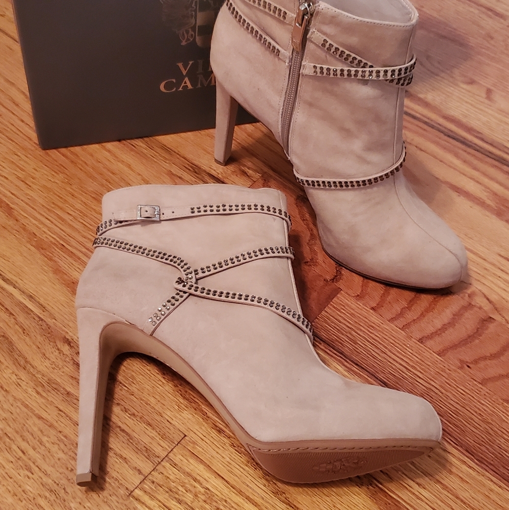 Vince Camuto Alco Suede Dress Booties Bamboo Beige Rhinestone Strap 10 NIB - Picture 3 of 16